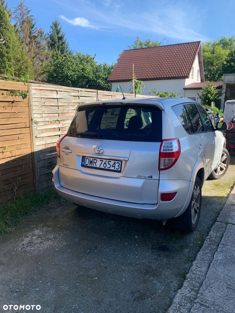 Toyota RAV4 - 3