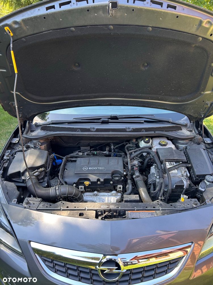 Opel Astra 1.4 T Cosmo - 13