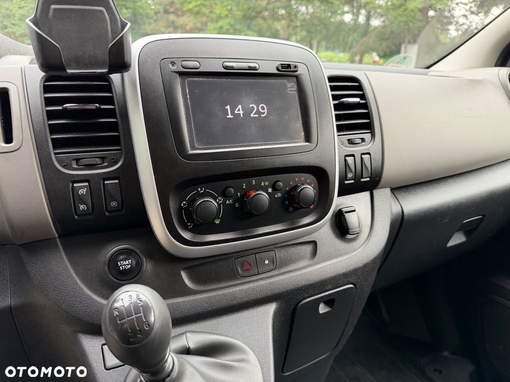 Renault Trafic - 24