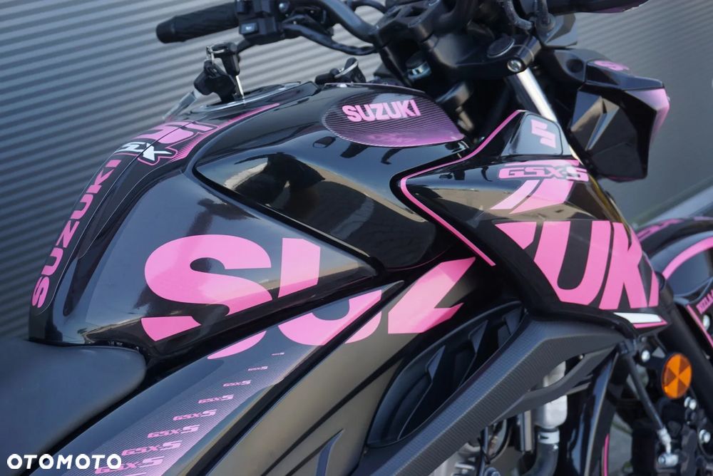 Suzuki GSX - 10