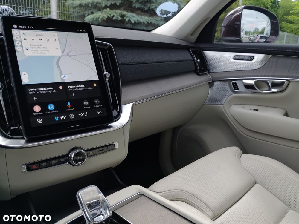 Volvo XC 90 - 30