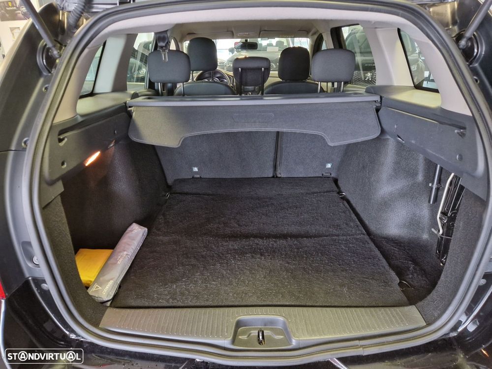 Dacia Logan MCV 0.9 TCe Confort - 17