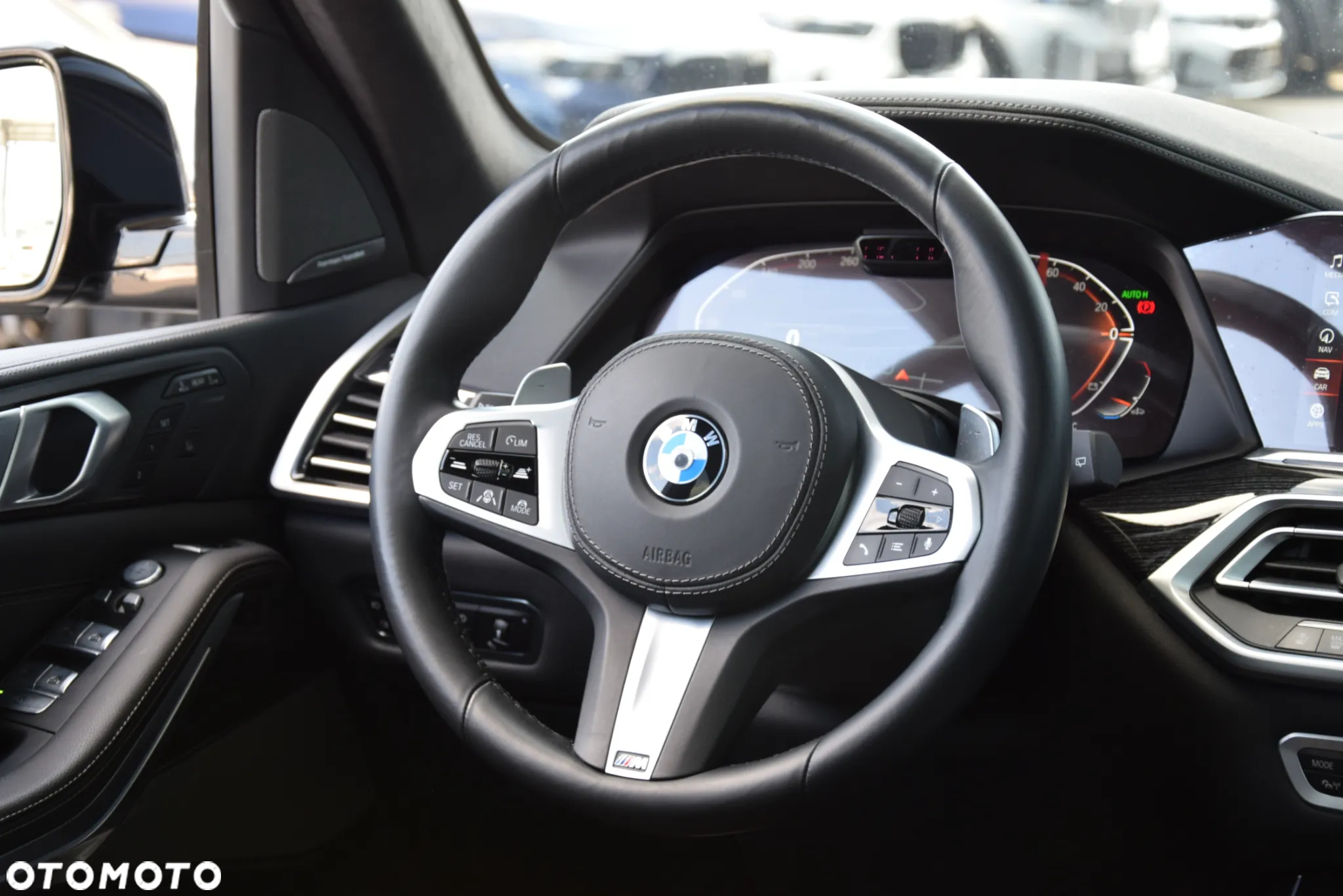 BMW X7 - 11