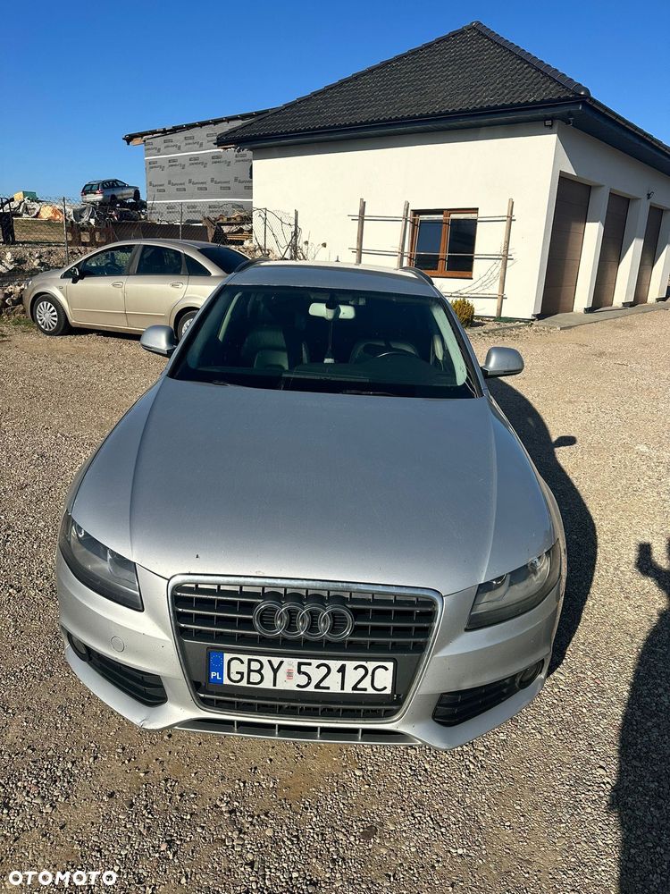 Audi A4 Avant - 1