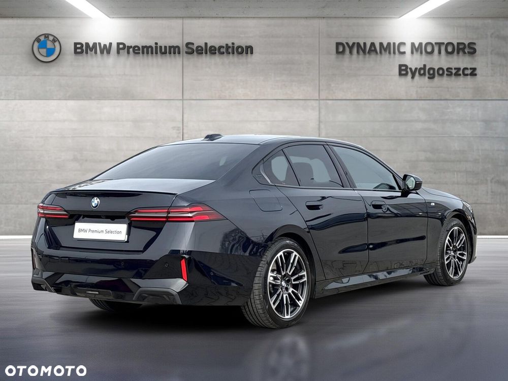 BMW Seria 5 520d xDrive mHEV M Sport - 7