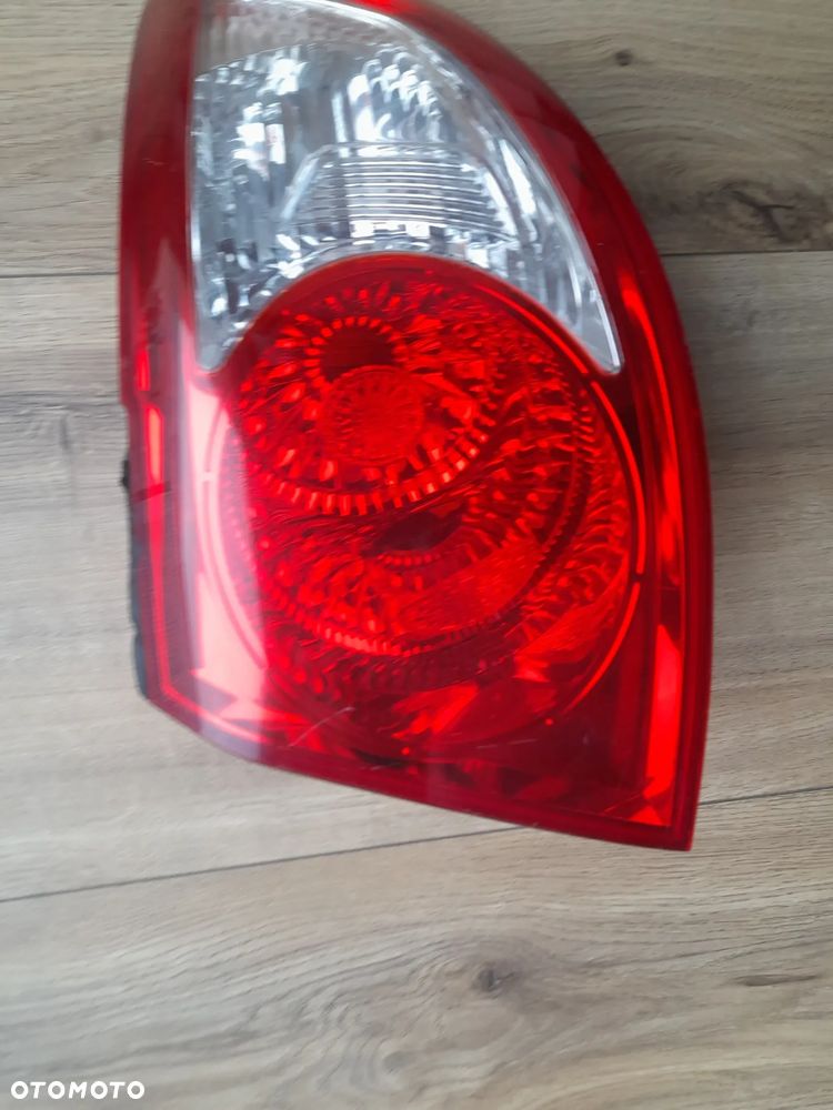 HYUNDAI SANTA FE  II LAMPA TYLNA PRAWA TYĽ 06-> - 4