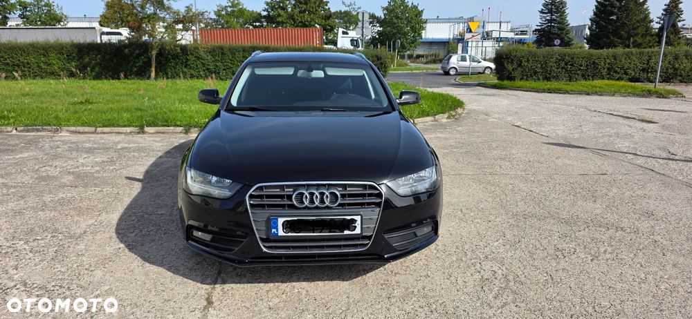 Audi A4 Avant - 4
