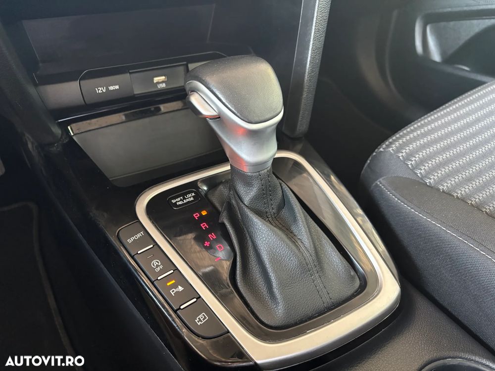 Kia Ceed - 21