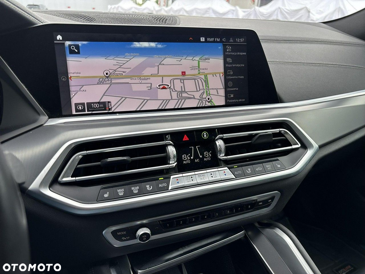 BMW X6 - 25