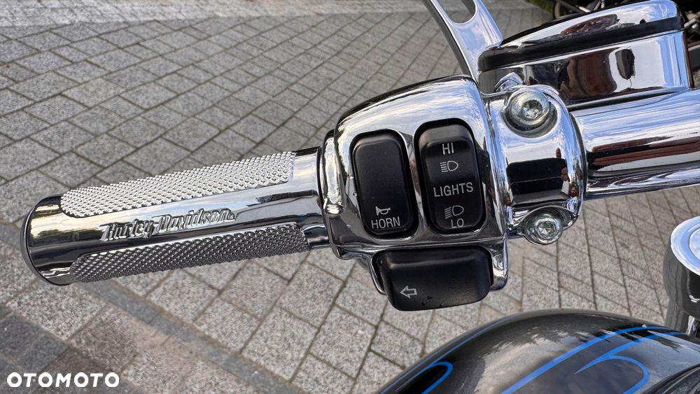 Harley-Davidson Dyna - 35
