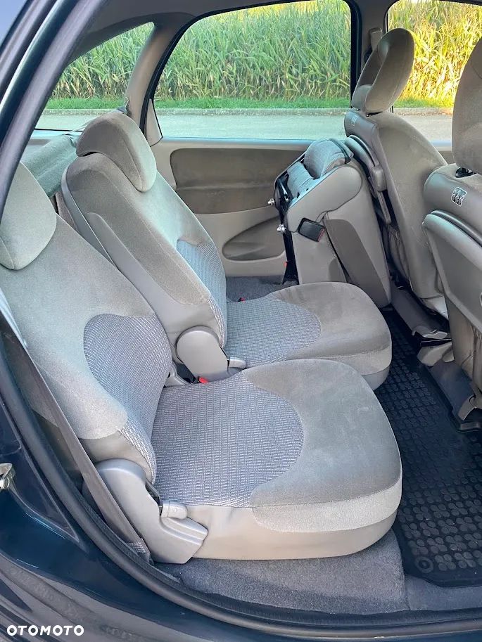 Citroën Xsara Picasso 1.6 16V Exclusive - 19