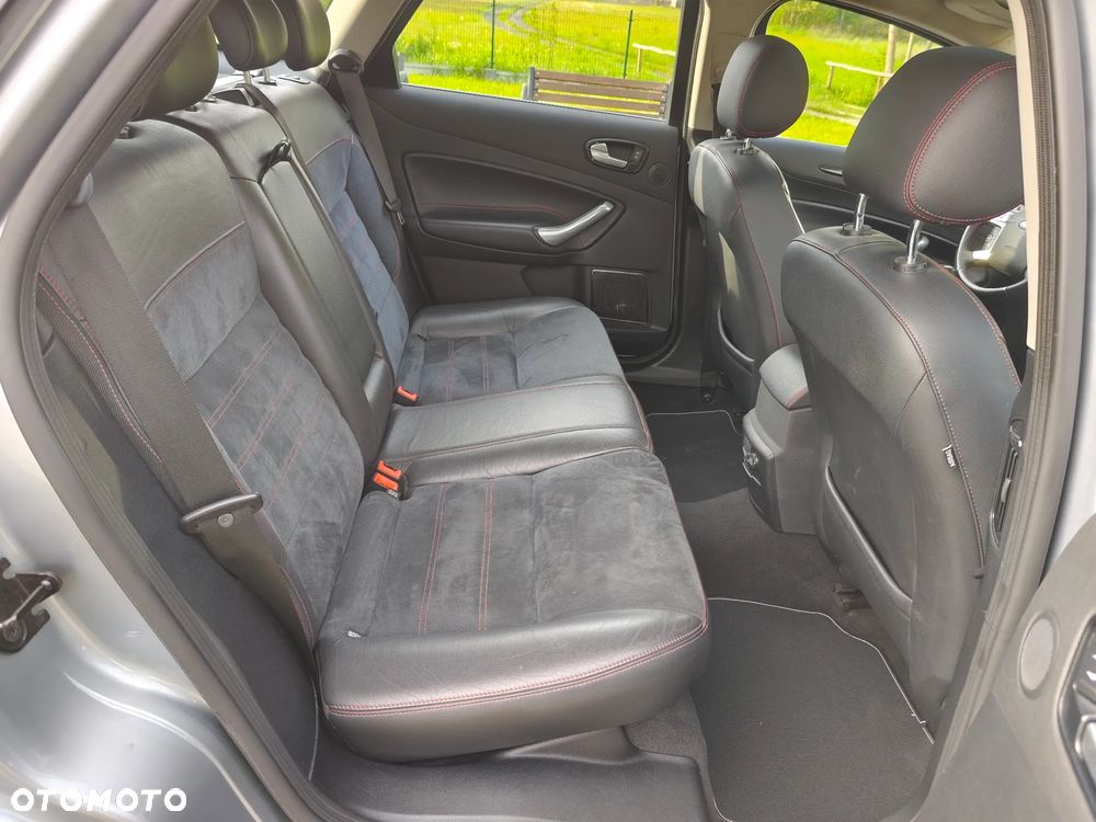 Ford Mondeo 2.2 TDCi Titanium S - 20