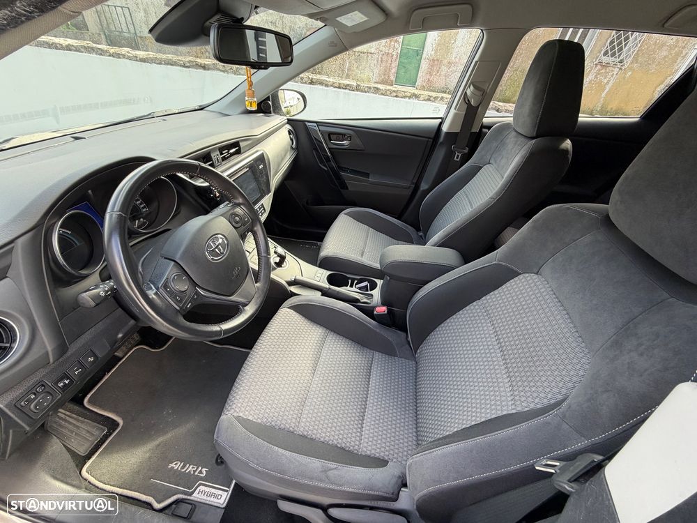 Toyota Auris 1.8 HSD Comfort +P.Techno+P.Sport - 12
