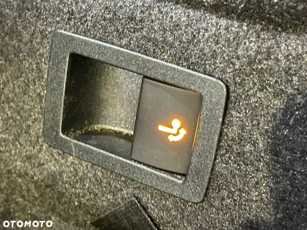 Skoda Karoq 2.0 TDI SCR 4x4 Style - 34