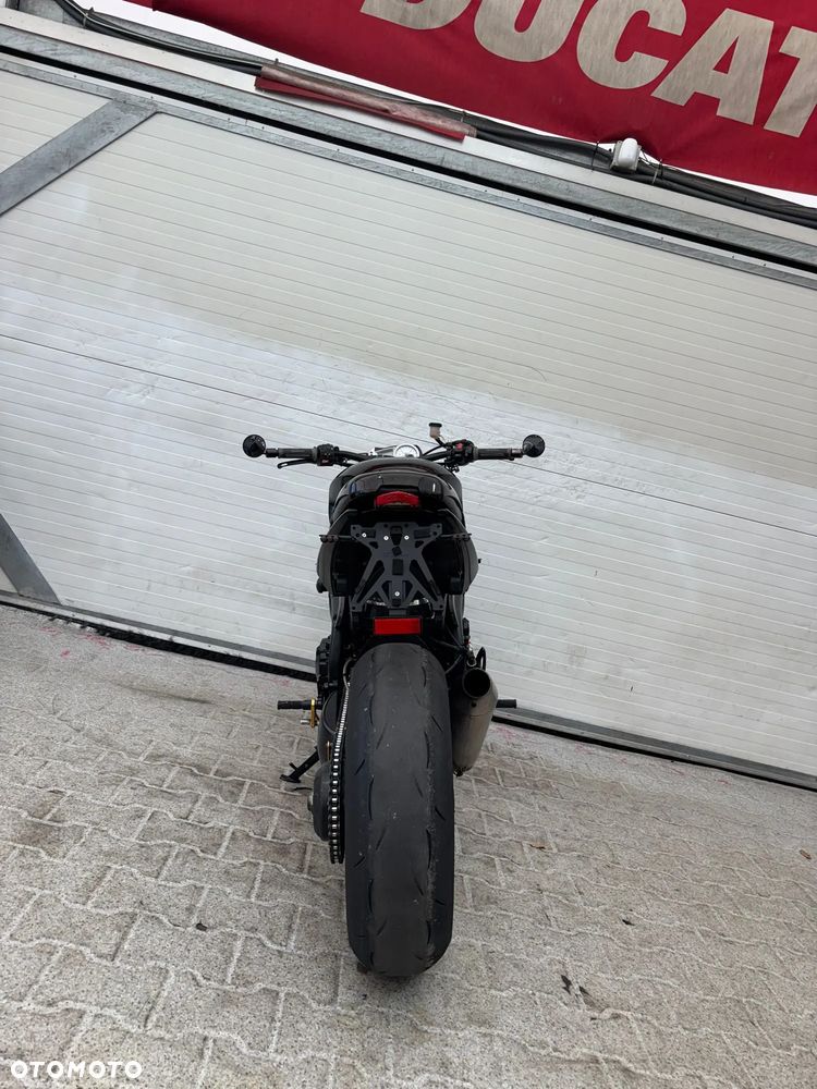 Triumph Speed Triple - 34