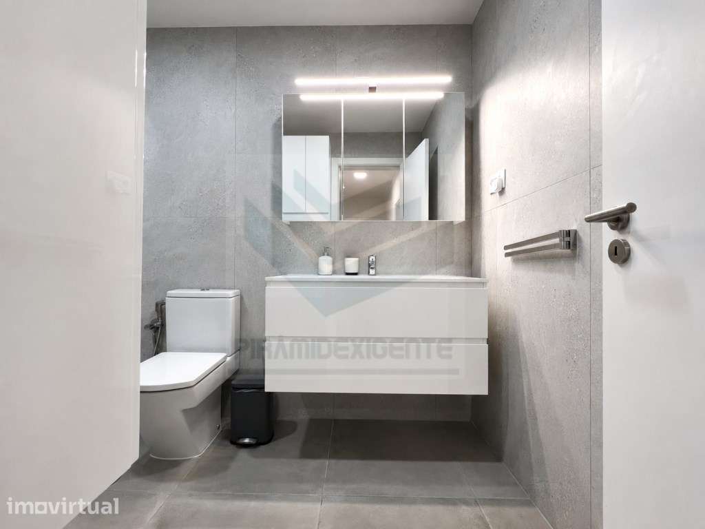 APARTAMENTO 1ºANDAR, ESTACIONAMENTO, MOBILADO - Grande imagem: 4/30