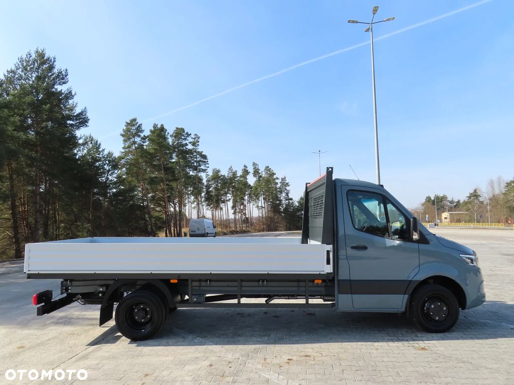 Mercedes-Benz Sprinter 519 CDI 190 KM Skrzynia Otwarta 4313 mm Długa 8.E.Palet Rozstaw Osi 4325 mm DMC 3500 Kg Ładowność 926 Kg WZMACNIANY HAK 3500 Stan Jak Nowy POLECAM - 3