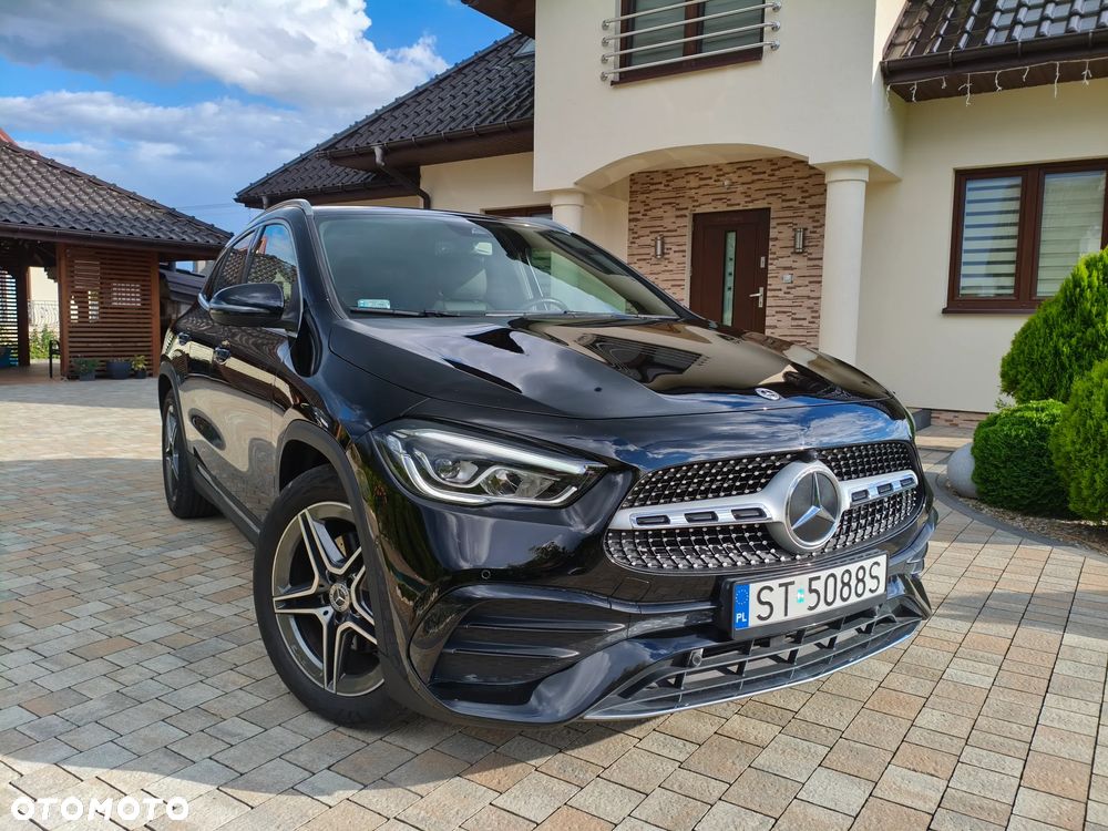 Mercedes-Benz GLA 200 AMG Line - 1