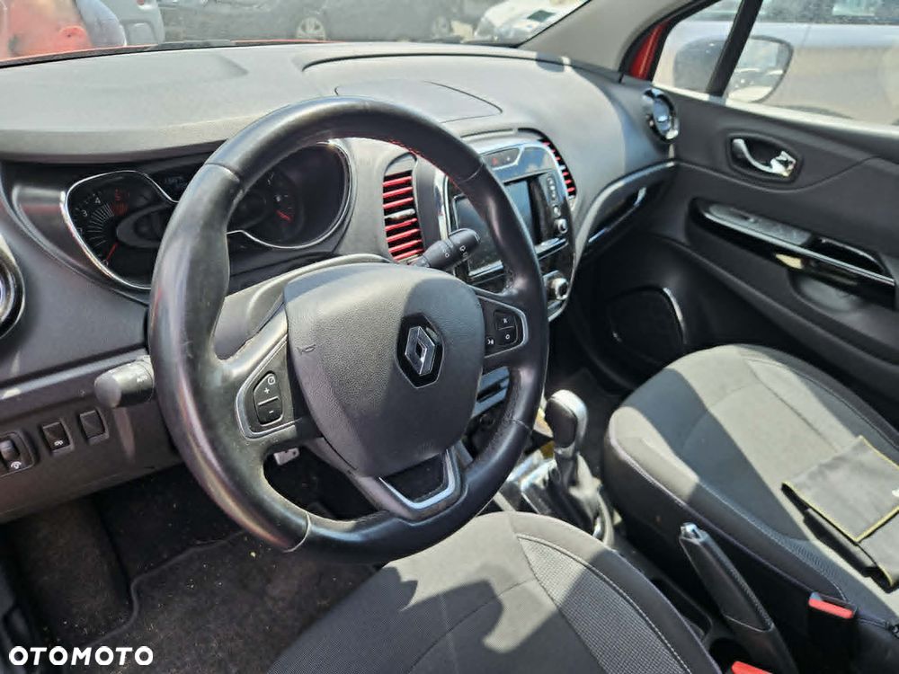 Renault Captur dCi 90 EDC Helly Hansen - 13