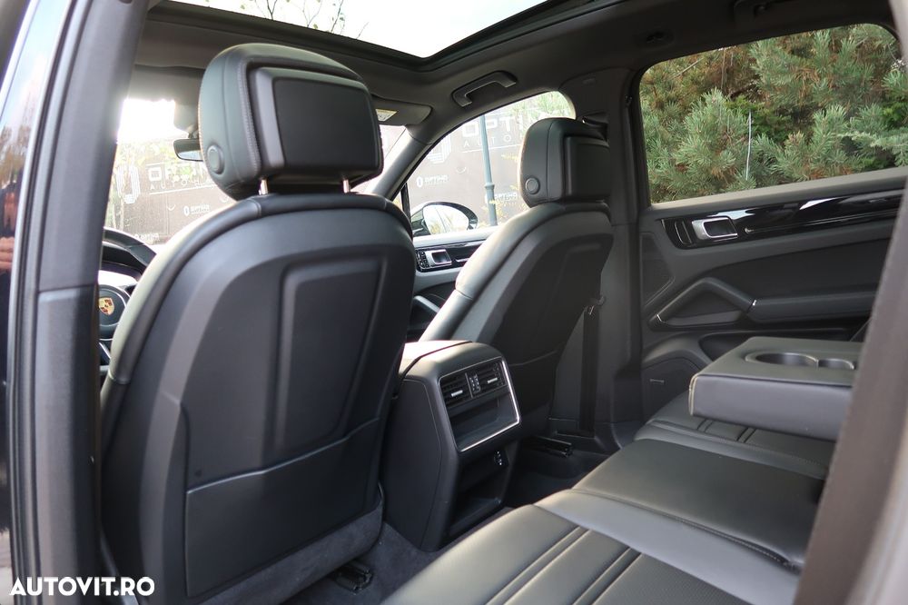 Porsche Cayenne E-Hybrid Tiptronic S Platinum Edition - 21