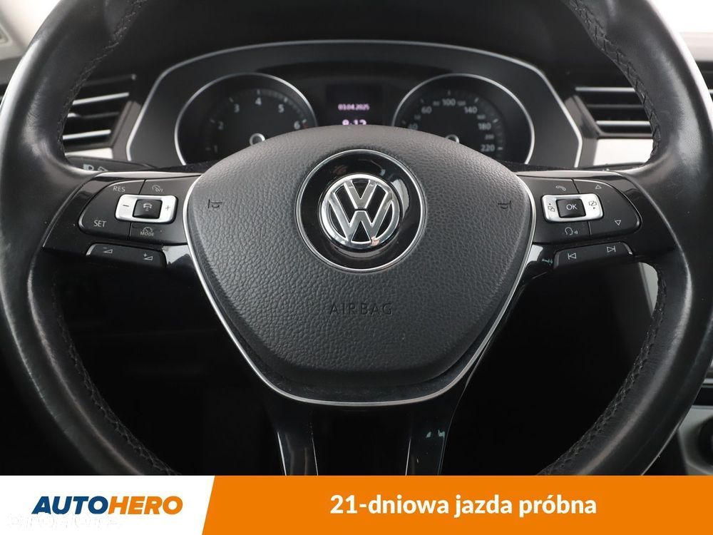 Volkswagen Passat 1.4 TSI BMT ACT Comfortline - 19