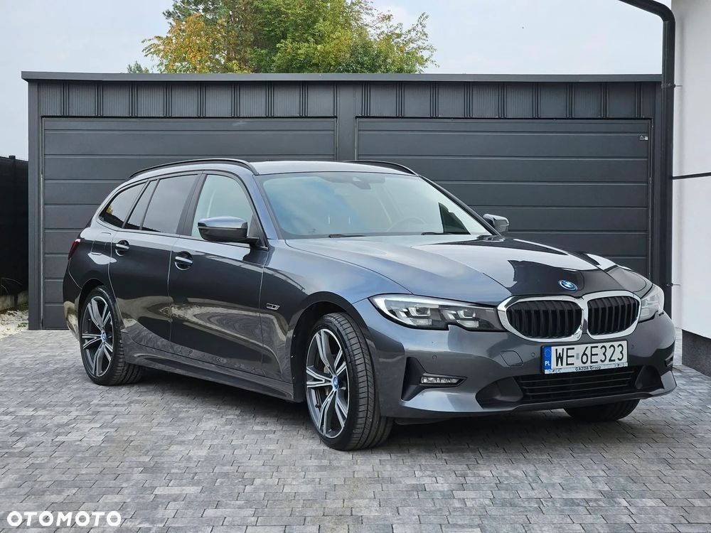 BMW Seria 3 - 26