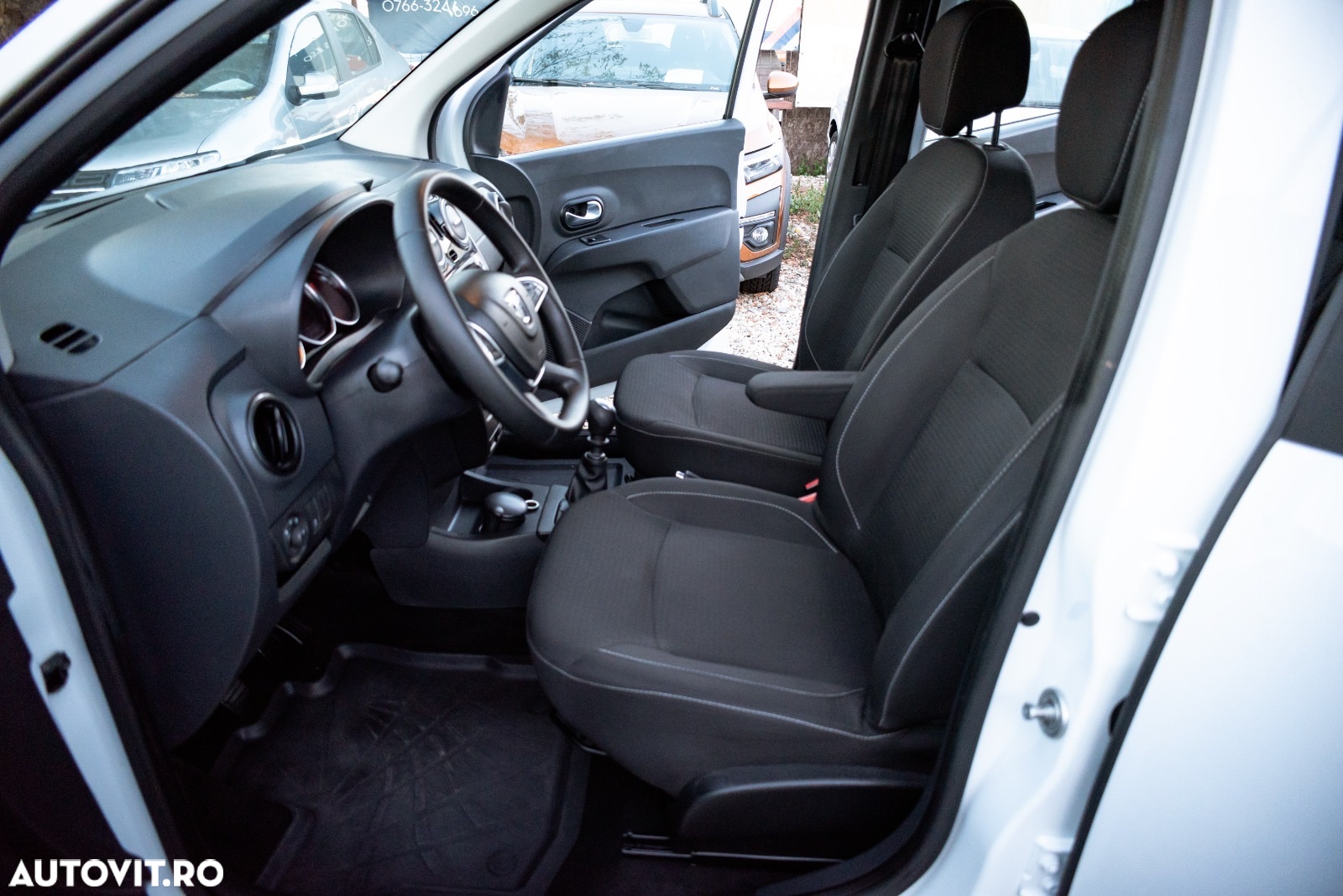 Dacia Lodgy 1.5 Blue dCi Laureate - 9