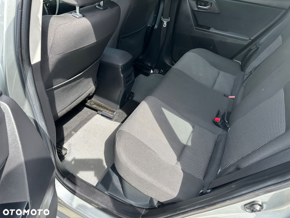 Toyota Auris - 10