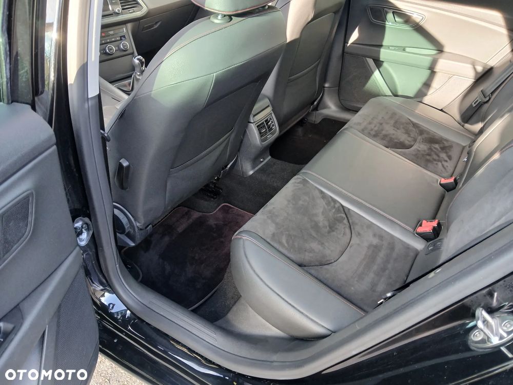 Seat Leon Sportstourer 2.0 TDI FR - 18