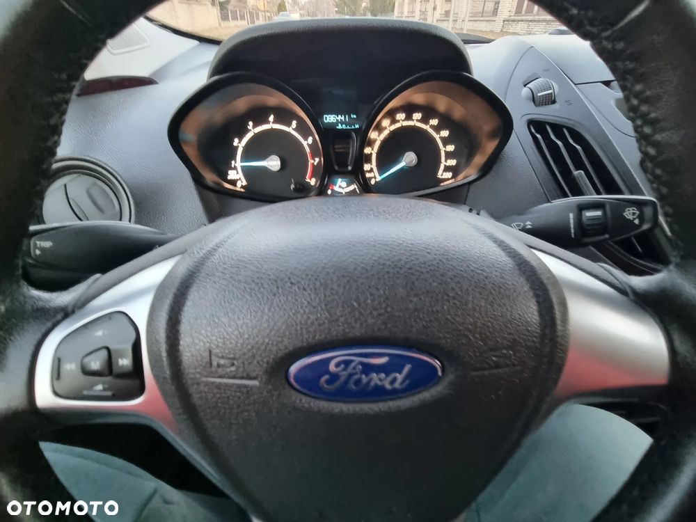 Ford TRANSIT COURIER - 30