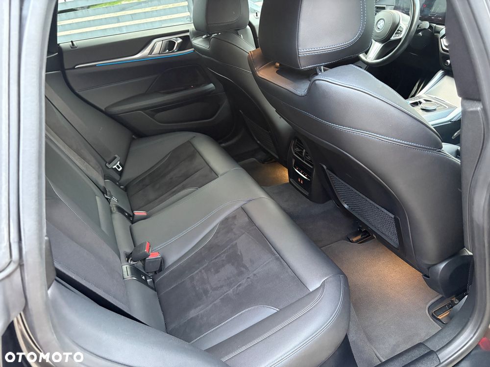 BMW i4 70.3kWh eDrive 35 M Sport - 14