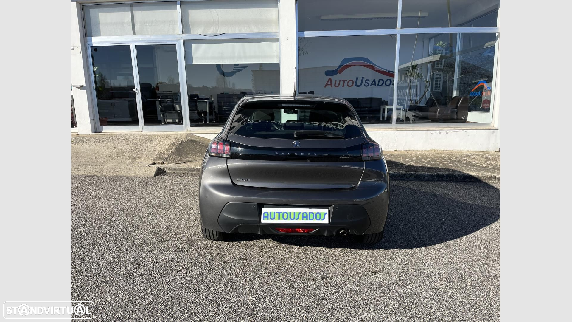 Peugeot 208 1.2 PureTech Allure - 8