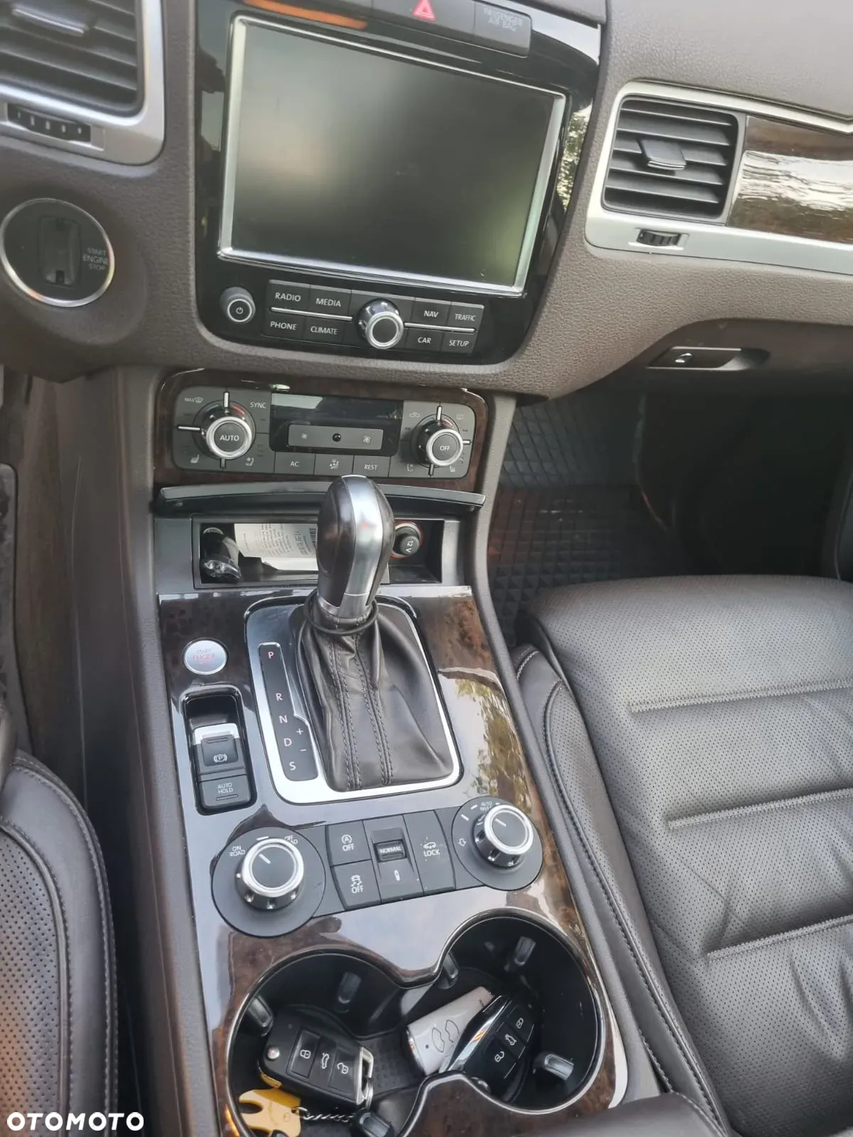 Volkswagen Touareg 3.0 V6 TDI BMT - 13