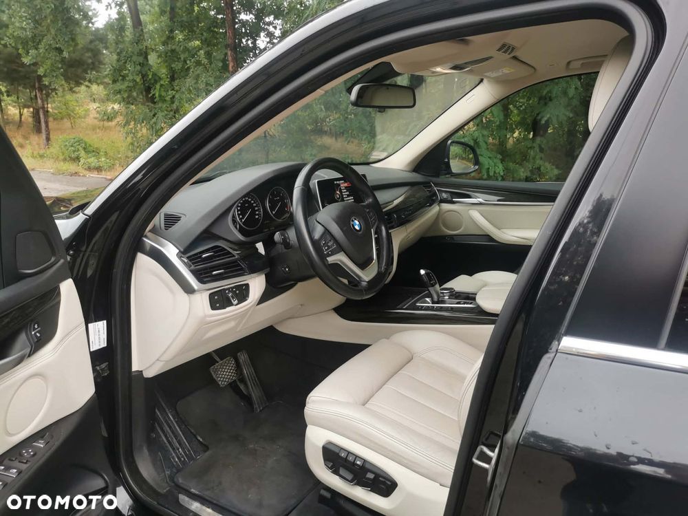 BMW X5 xDrive25d - 17
