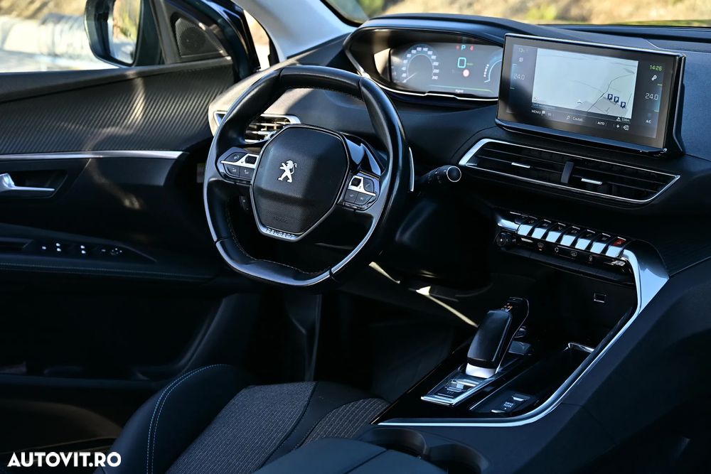 Peugeot 3008 Plug-In Hybrid 225 e-EAT8 Allure Pack - 38