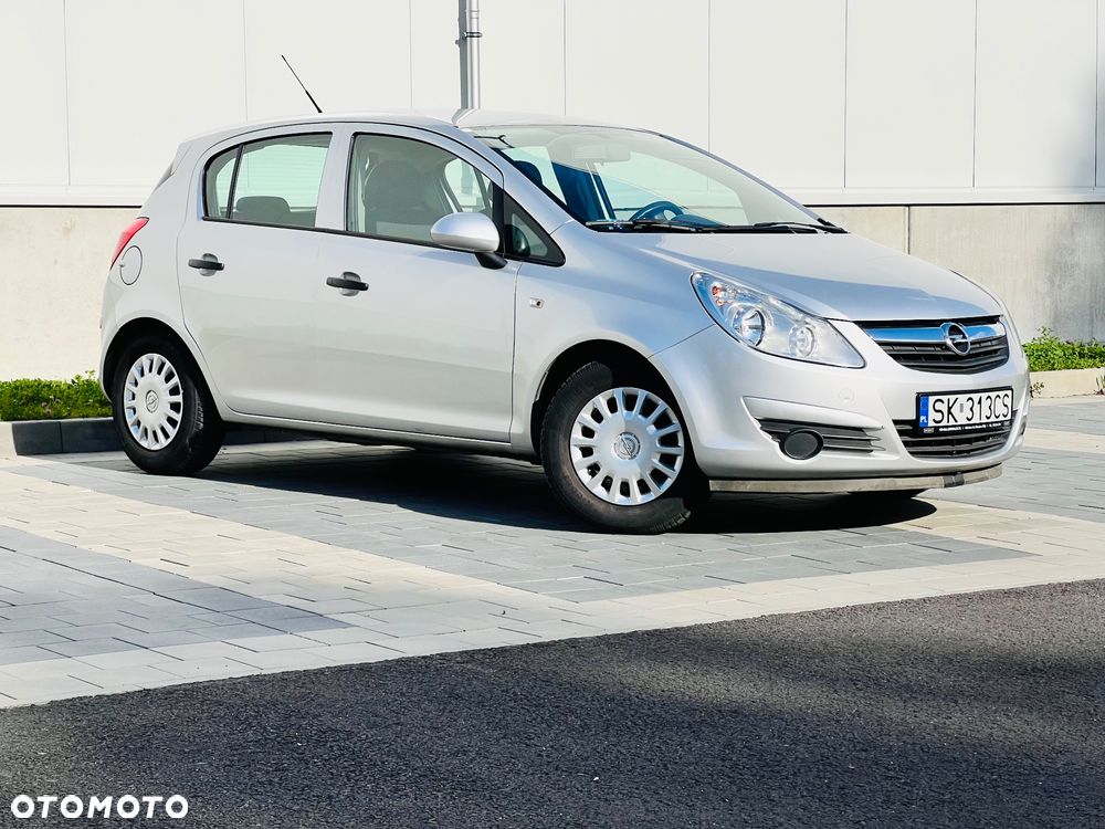 Opel Corsa 1.2 16V Essentia - 2