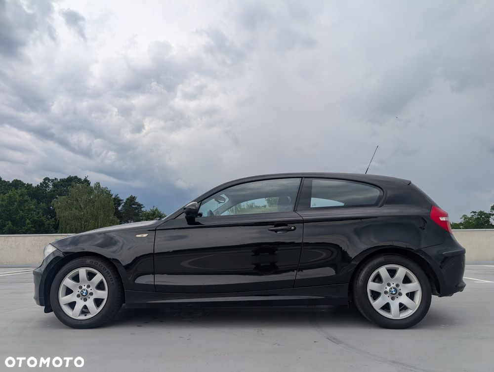BMW Seria 1 116i - 8