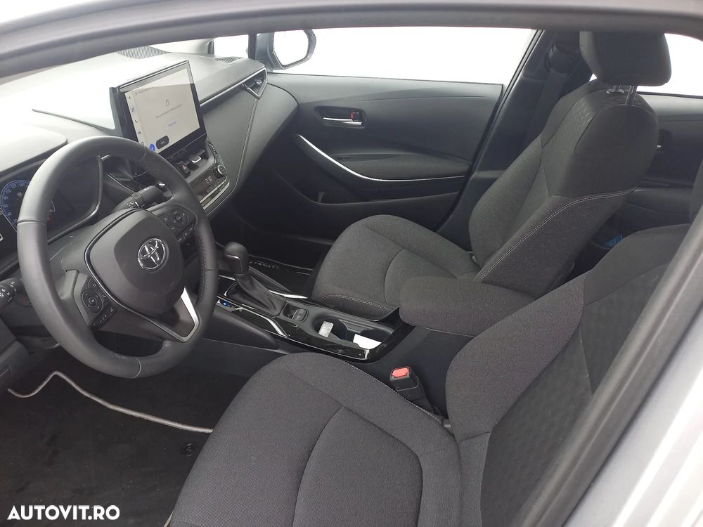 Toyota Corolla 1.8 HSD Business - 11