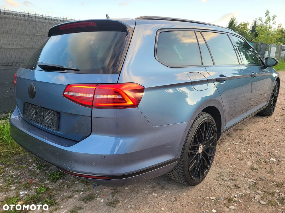 Volkswagen Passat 2.0 TDI SCR 4Mot DSG Highline - 3