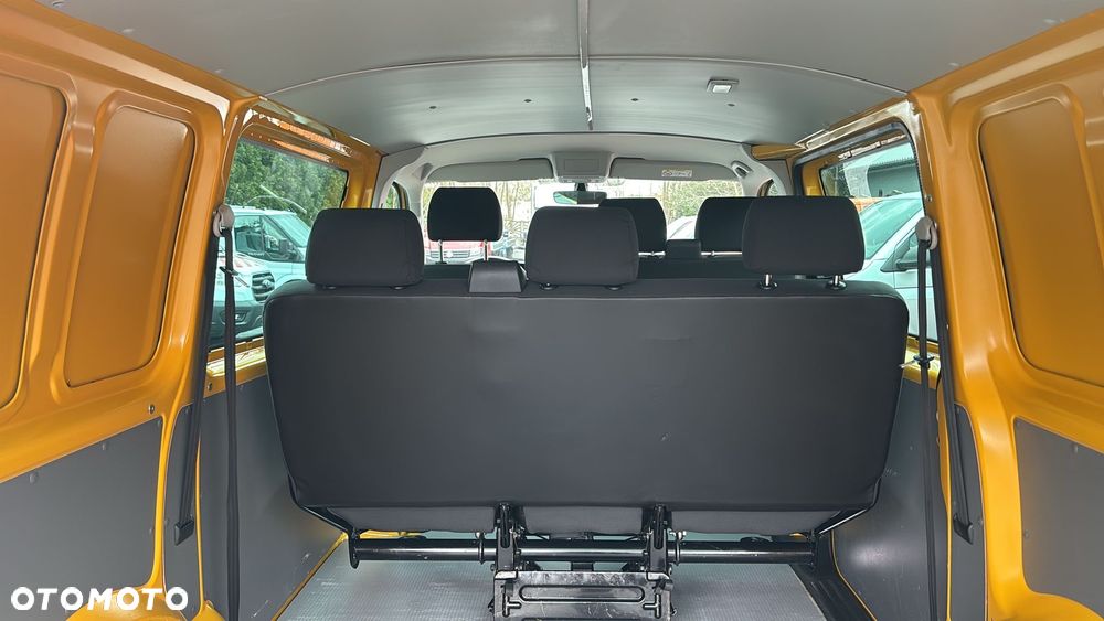 Volkswagen Transporter Kombi L1H1 - 7