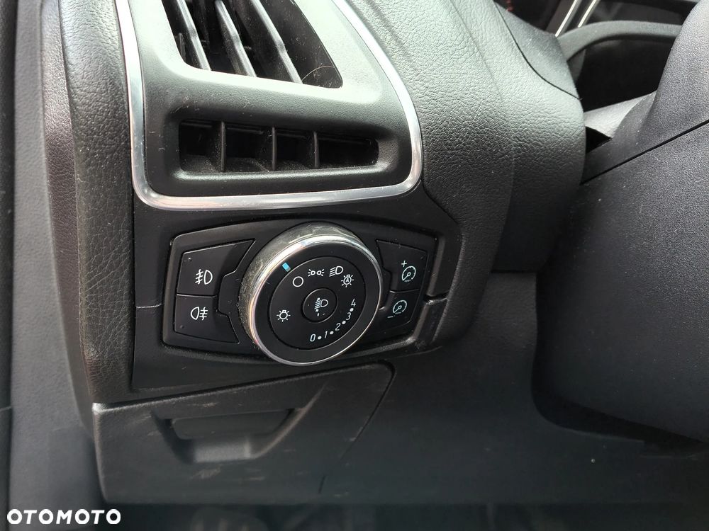 Ford Focus - 16
