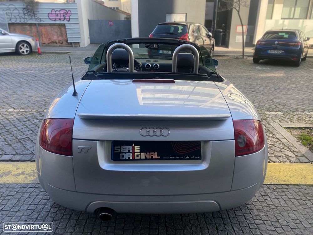 Audi TT Roadster 1.8 T S-line - 11