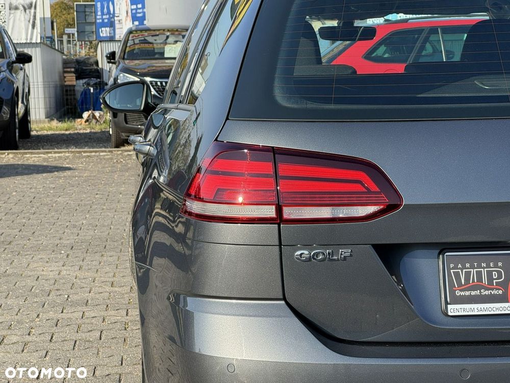 Volkswagen Golf - 13