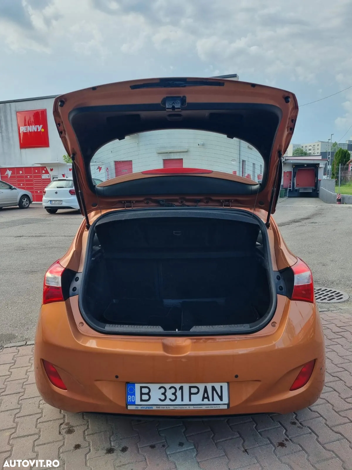 Hyundai i30 1.6 CRDI DPF 5DR MT Highway - 8