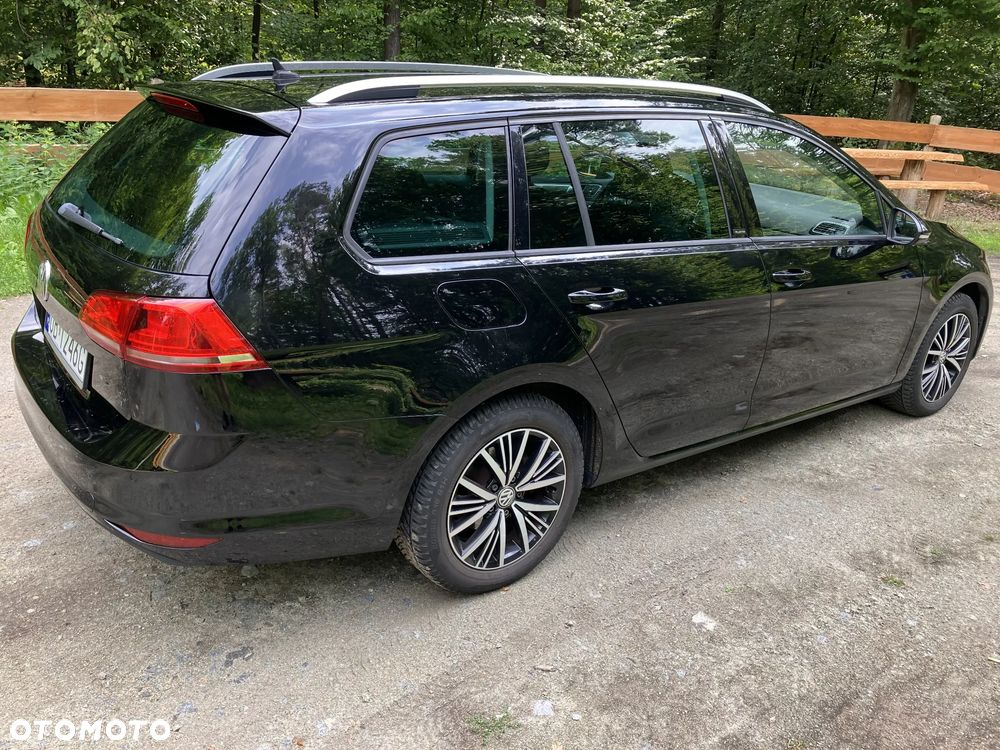 Volkswagen Golf 2.0 TDI BlueMotion Technology Allstar - 11