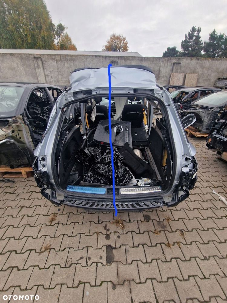 ćwiartka tylna prawa mercedes gle 167 suv - 2