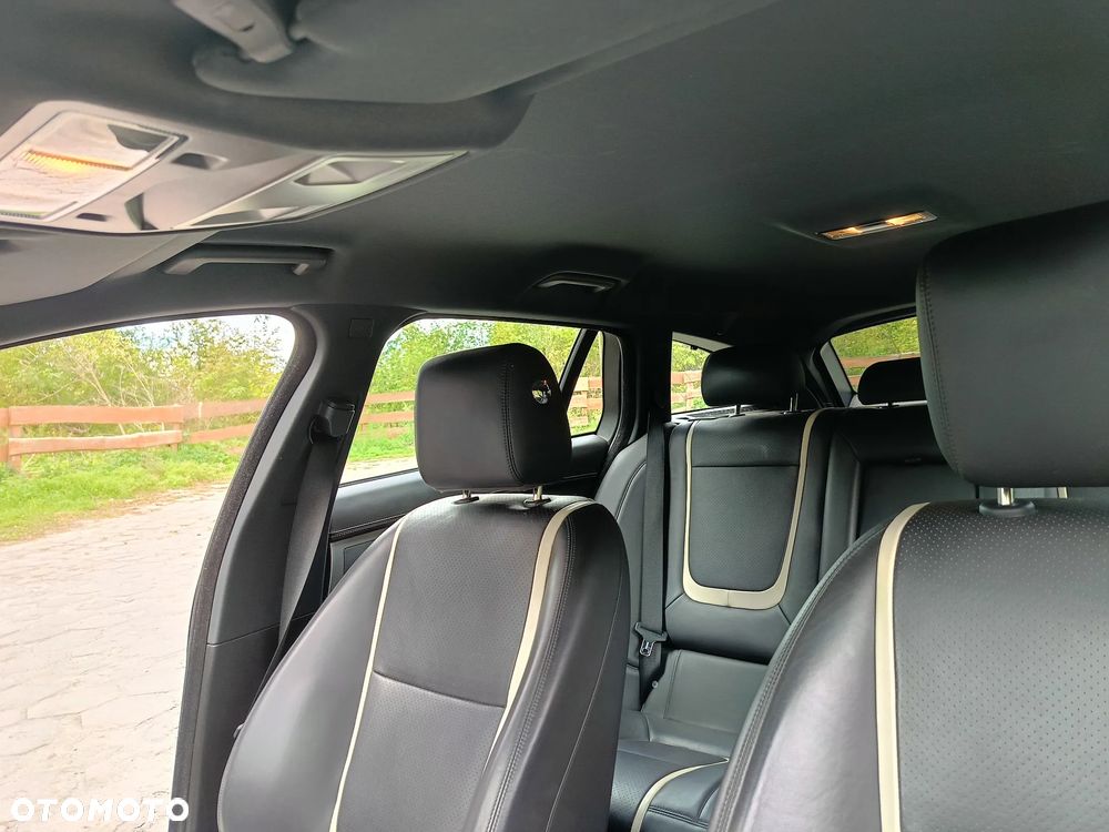 Jaguar XF 3.0 V6 D S - 18