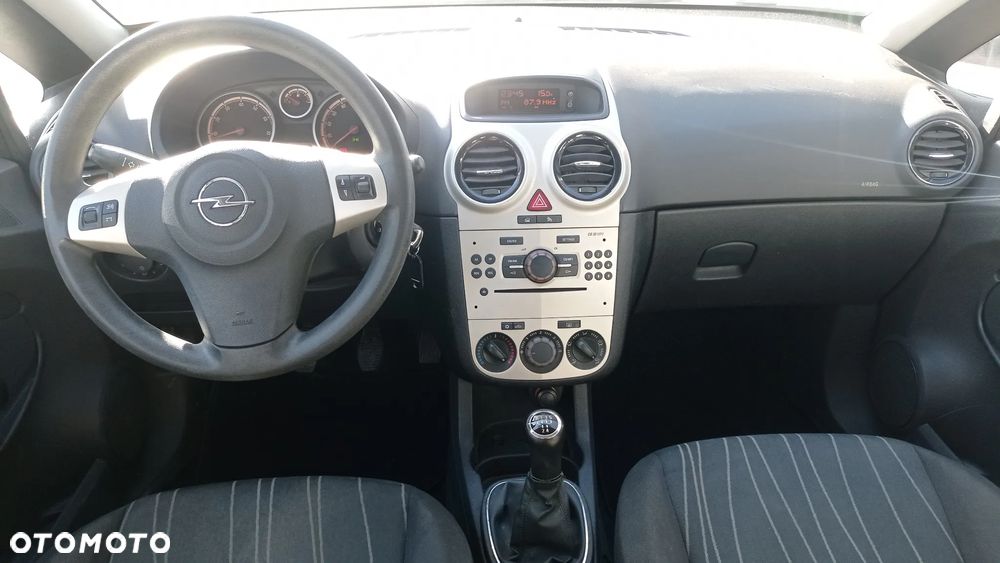 Opel Corsa 1.2 16V Enjoy - 36