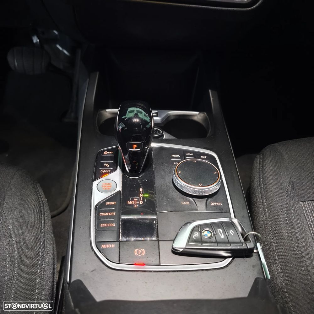 BMW 116 d Auto - 12
