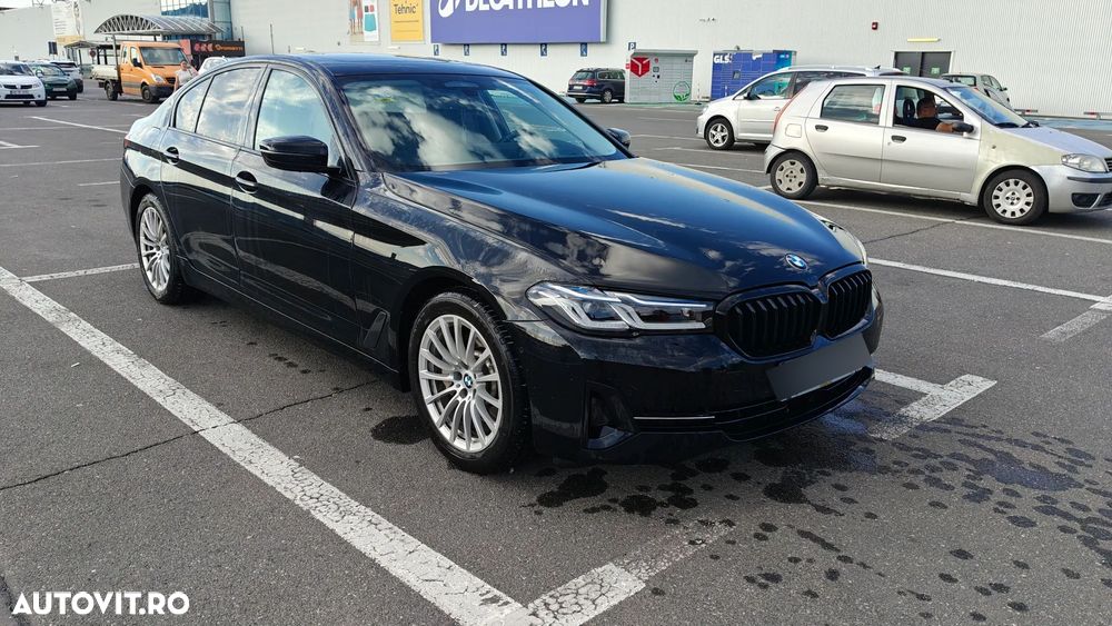 BMW Seria 5 530i AT MHEV - 17